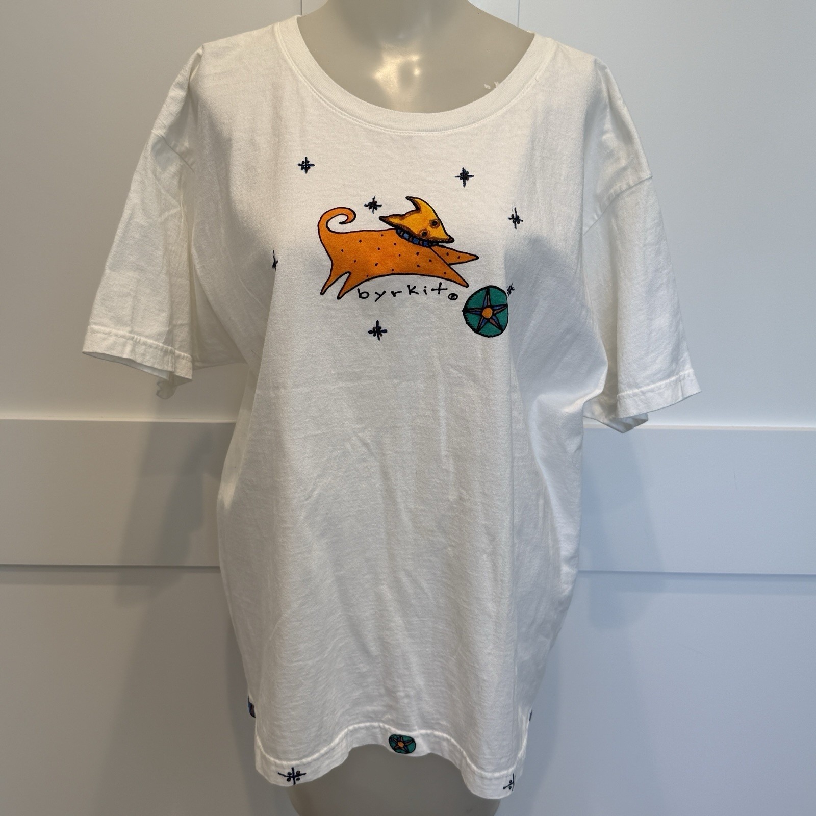 Byrkit Womens White Tshirt Whimsical Dog Jumping Over The Moon Xl